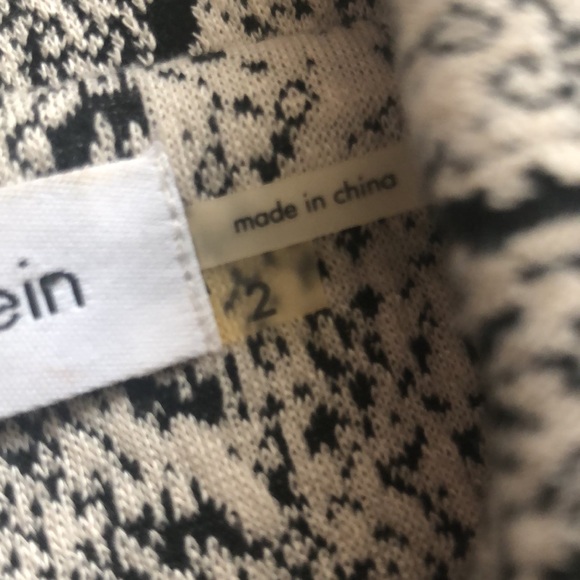 Snakeskin colored dress - Picture 8 of 8